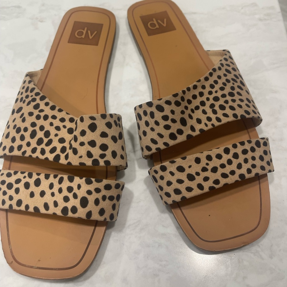 DV by Dolce Vita Sandles - size 9